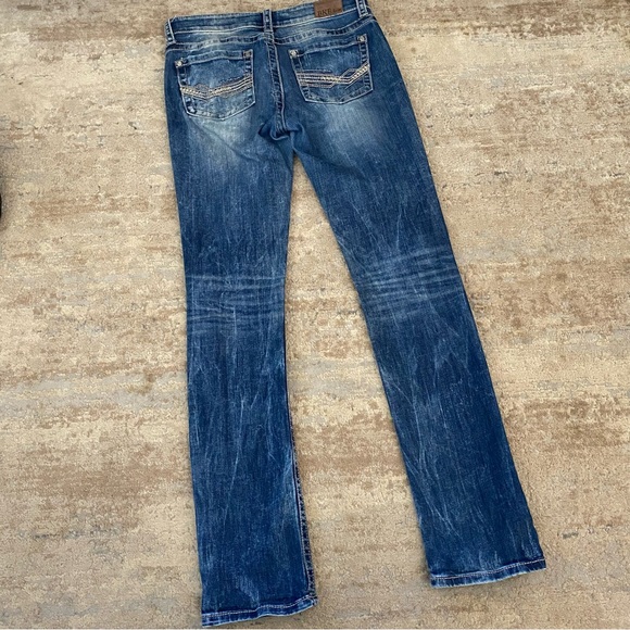🔥🔥🐾 BKE Women's Straight Leg Jeans - Faded Indigo - Picture 8 of 10